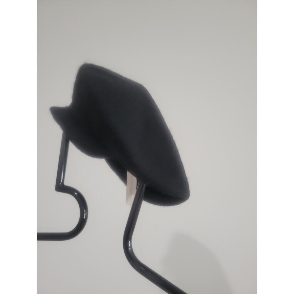Isaac Mizrahi Black Classic Wool Baret Size S /M A547355 NWT